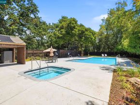 8 Royston Walk, Pleasant Hill CA 94523