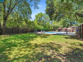 8 Royston Walk, Pleasant Hill CA 94523