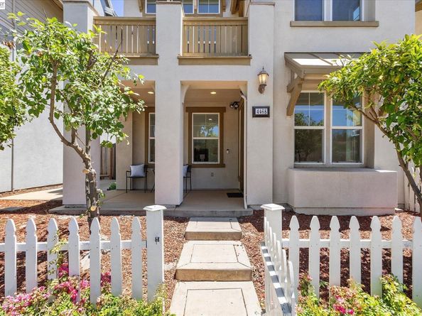 4468 Peralta Blvd, Fremont CA 94536