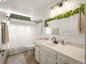 40701 Penn Ln, Fremont CA 94538