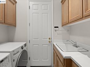 875 Sunny Brook Way, Pleasanton CA 94566