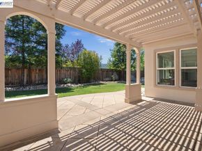 875 Sunny Brook Way, Pleasanton CA 94566