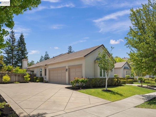 875 Sunny Brook Way, Pleasanton CA 94566