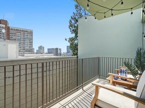 199 Montecito Ave 305, Oakland CA 94610