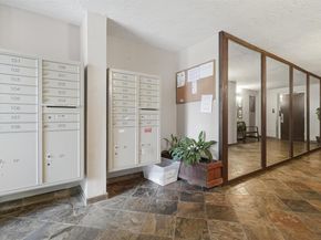 199 Montecito Ave 305, Oakland CA 94610