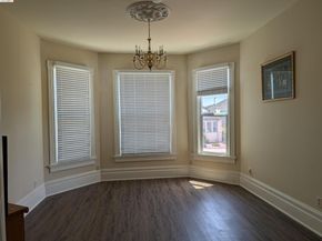 1086 66Th St, Oakland CA 94608