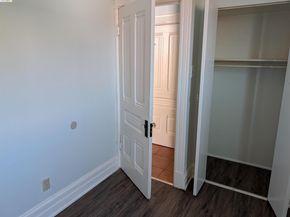 1086 66Th St, Oakland CA 94608