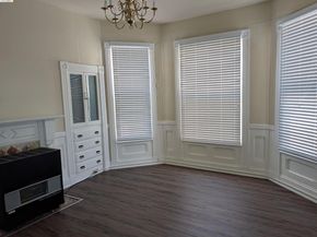 1086 66Th St, Oakland CA 94608