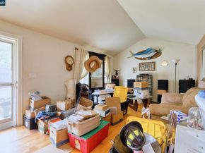 457 Gilda Ave, Martinez CA 94553
