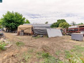 457 Gilda Ave, Martinez CA 94553