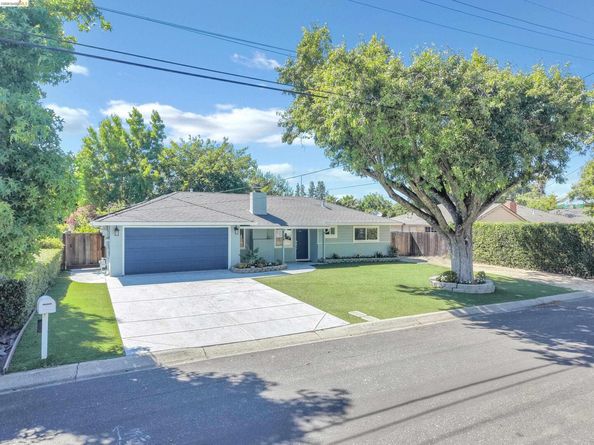 2124 Ahneita Dr, Pleasant Hill CA 94523