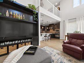 3963 Summit Rd, Dublin CA 94568