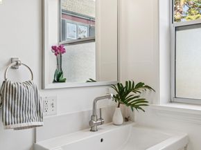 926 Chester G, Oakland CA 94607