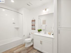 45378 Tom Blalock St 202, Fremont CA 94539