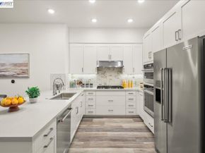 45378 Tom Blalock St 202, Fremont CA 94539