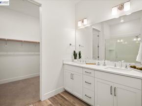 45378 Tom Blalock St 202, Fremont CA 94539