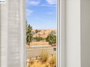 45378 Tom Blalock St 202, Fremont CA 94539