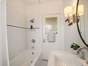 1655 E 38th Street, Oakland CA 94602