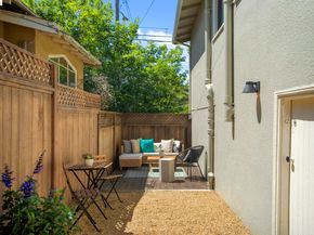 1655 E 38th Street, Oakland CA 94602