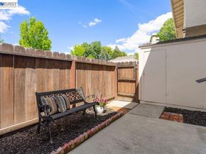 3836 Keneland Way, Pleasanton CA 94588