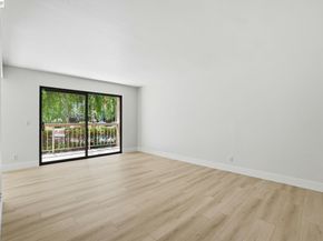 460 N Civic Dr 106, Walnut Creek CA 94596