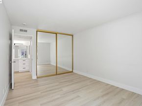 460 N Civic Dr 106, Walnut Creek CA 94596