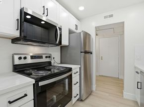 460 N Civic Dr 106, Walnut Creek CA 94596