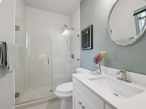 933 56Th St, Oakland CA 94608