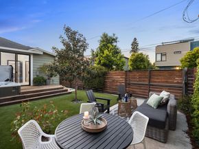 825 41St St, Oakland CA 94608