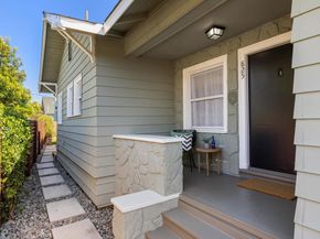 825 41St St, Oakland CA 94608