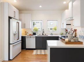 825 41St St, Oakland CA 94608