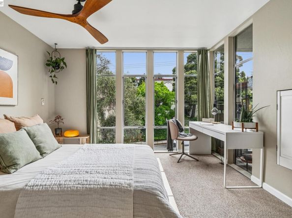 398 Adams Street 302, Oakland CA 94610