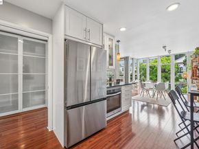 398 Adams Street 302, Oakland CA 94610