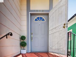 1328 E 25th St, Oakland CA 94606