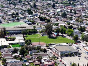 6300 Buena Ventura Ave, Oakland CA 94605