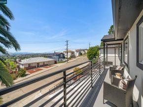 6300 Buena Ventura Ave, Oakland CA 94605