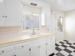 4144 Masterson St, Oakland CA 94619