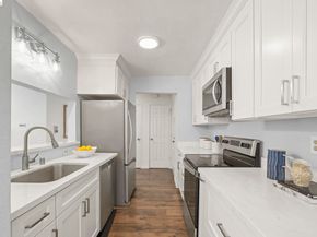 21062 Gary Dr 118, Hayward CA 94546