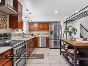 6760 Maple Dr, Dublin CA 94568