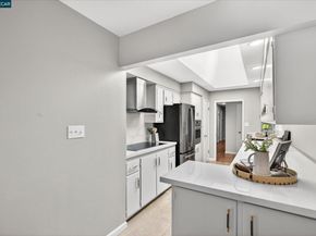 43 Monte Vista Rd, Orinda CA 94563