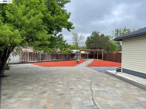 387 Elizabeth Ct, Livermore CA 94551