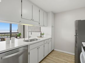 2101 Shoreline Dr 299, Alameda CA 94501