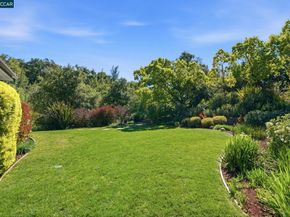 45 N Merrill Circle, Moraga CA 94556