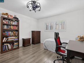 1984 Ascot Dr C, Moraga CA 94556