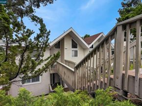 1984 Ascot Dr C, Moraga CA 94556