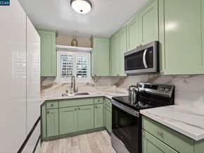 1984 Ascot Dr C, Moraga CA 94556