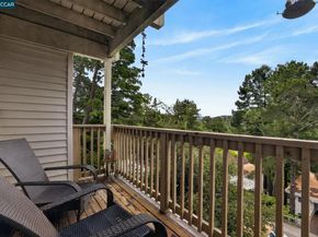 1984 Ascot Dr C, Moraga CA 94556