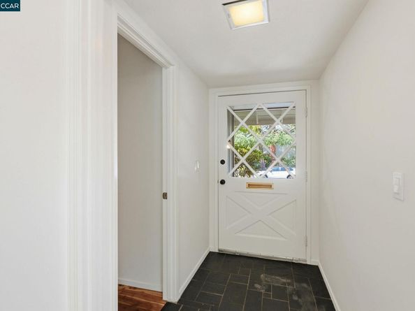 143 Miramonte Dr, Moraga CA 94556