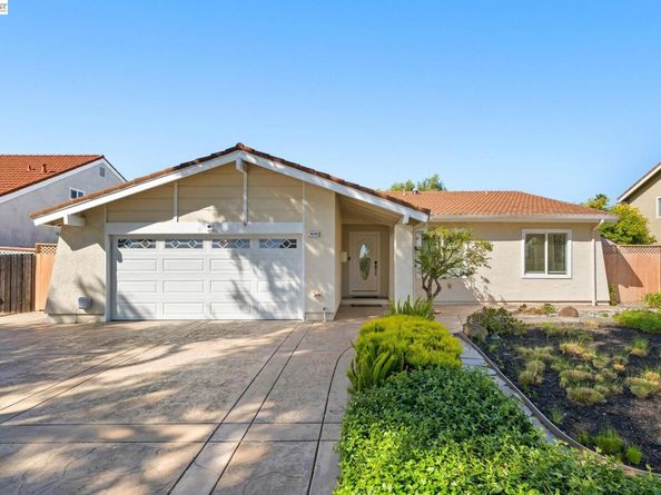 36288 Tudor Pl, Newark CA 94560