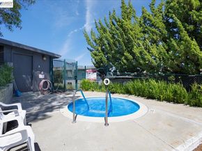 19100 Crest Ave 66, Castro Valley CA 94546